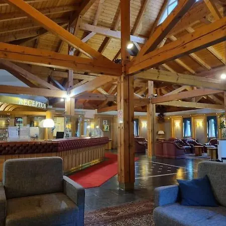 In Montagna Apartment Carbonin